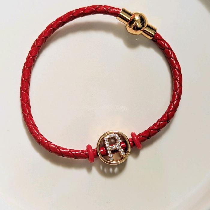 Gelang titanium huruf Gelang titanium unisex gelang huruf
