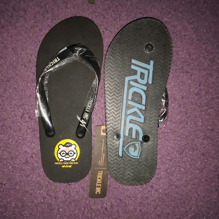 Slippers Trickle 007 x Garasi Rebel Distro Sandal spons sendal jepit kasual flipflop sandal distro P