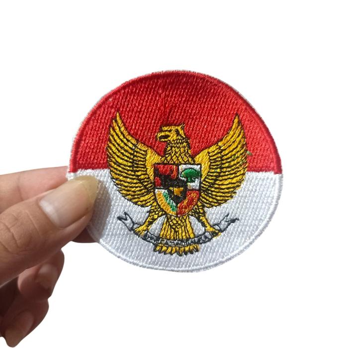 Bet Garuda Bed Merah Putih Garuda Bulat Bordir Motif Garuda Indonesia