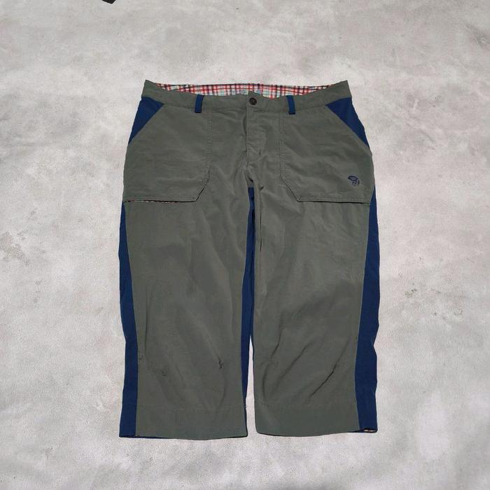 Celana pendek 3/4 wanita outdoor hiking mhw abu biru bekas