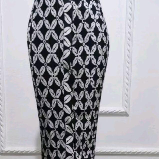 Rok plisket wiru motif kawung remaja dewasa Batik Katun Panjang