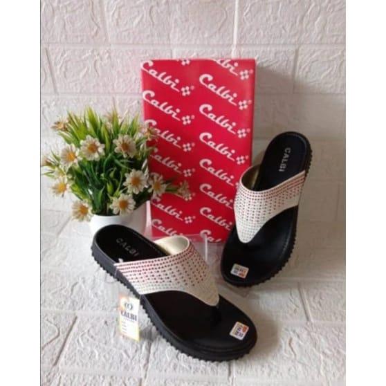 sandal flat wanita calbi motif payet putih sandal wanita calbi teplek terbaru Sendal