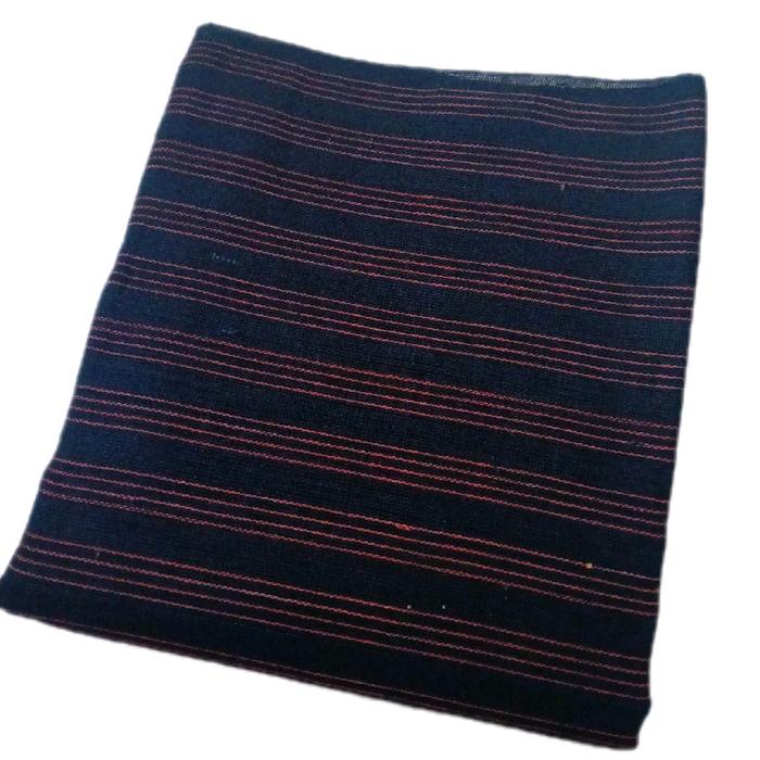 Selendang Gendong Warna Merah Panjang 2,5 Meter Lebar 50 Cm Jarik Lompong Keli untuk Kebutuhan Haria