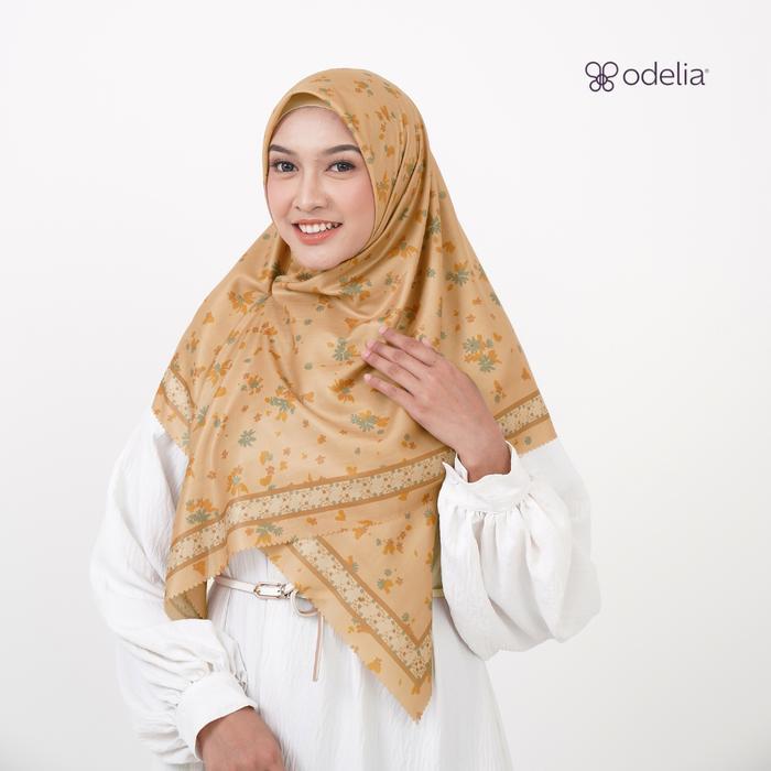 ODELIA - DE BLOEM SCARF ( SEGI EMPAT MOTIF )
