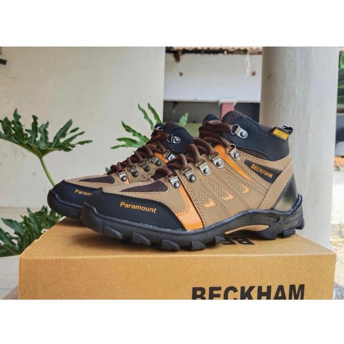 SEPATU GUNUNG HIKING PARAMOUNT ORIGINAL