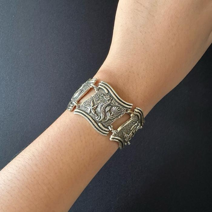 Germany Panel Link with Engraved Sea Creatures Bracelet