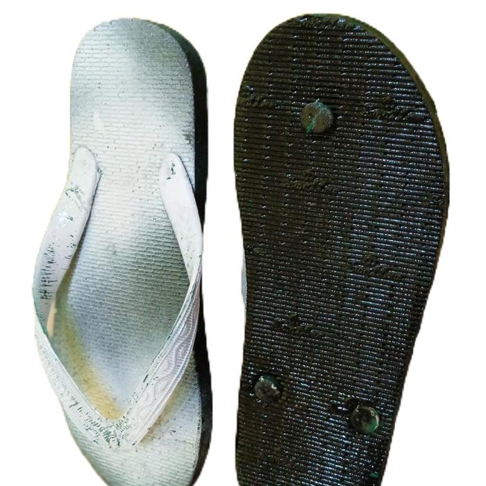 Sandal jepit karet | Pilok corak Hitam putih