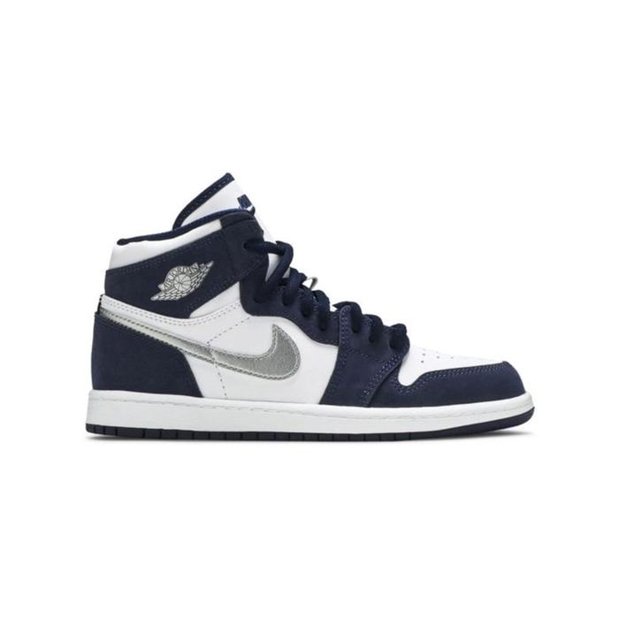 Air Jordan 1 High CO Jp Midnight Navy Sepatu Sneaker Pria Warna Biru Tua dengan Desain Klasik - Shoe