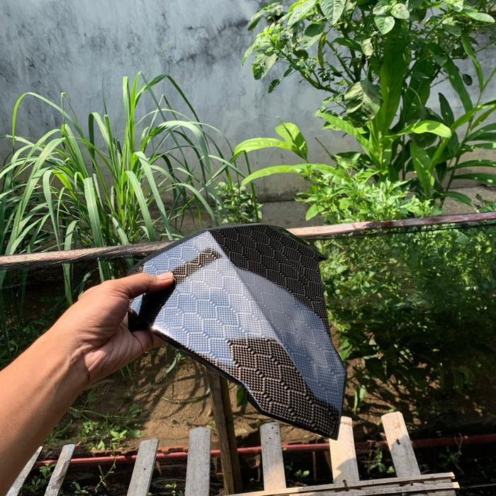 Dasi buta vario old carbon motif hexagon