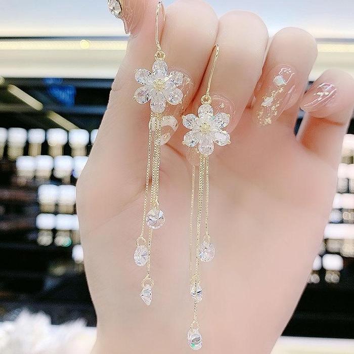 A3907 Beli 68K dapat gratis bonus(COD)Anting rumbai bunga zirkon baru yang mengkilap