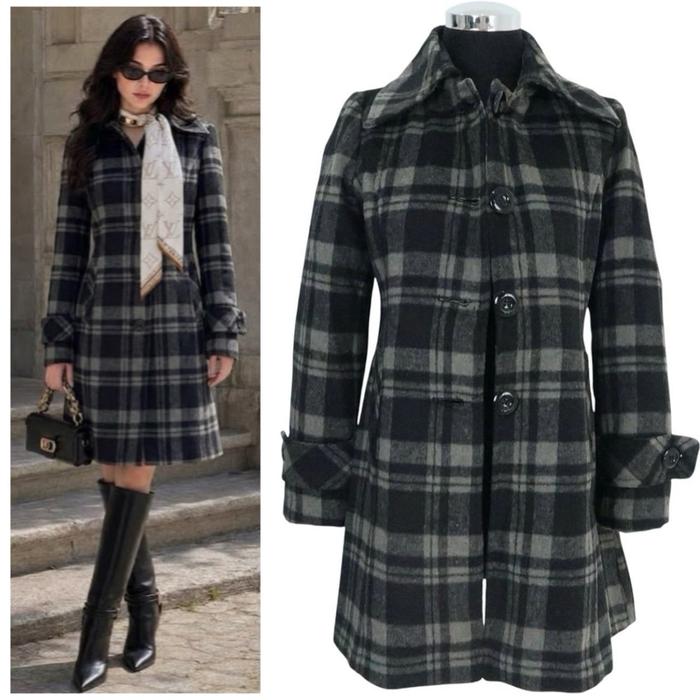 Women plaid coat