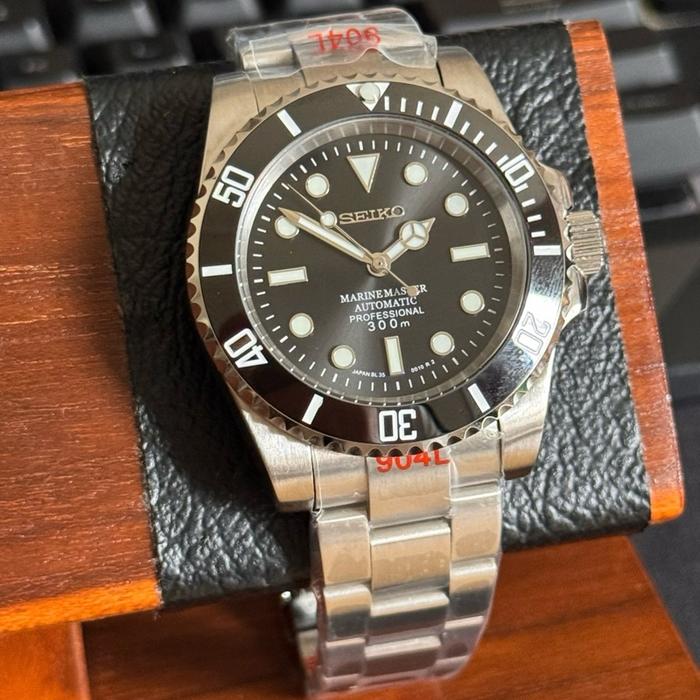 Seiko Submariner Black No Date NH35 Automatic Exclusive