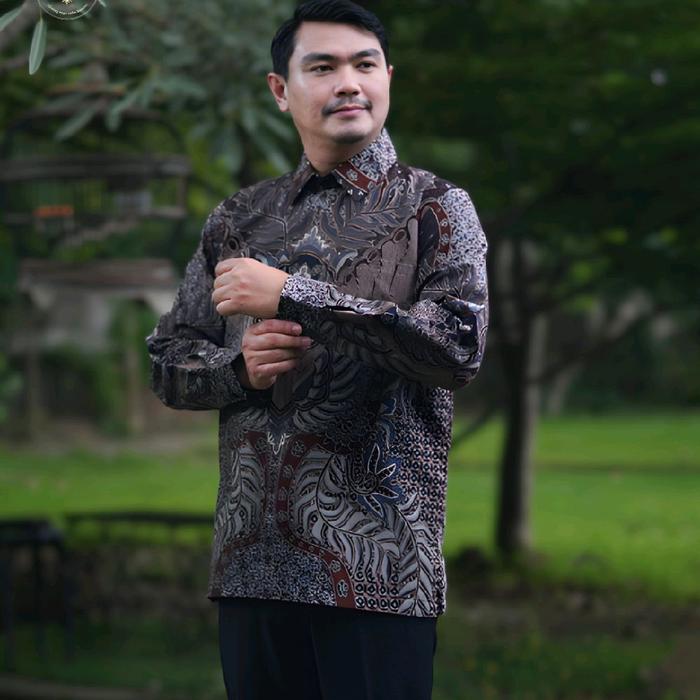 Batik Eyang Putri - Kemeja Katun Lengan Panjang