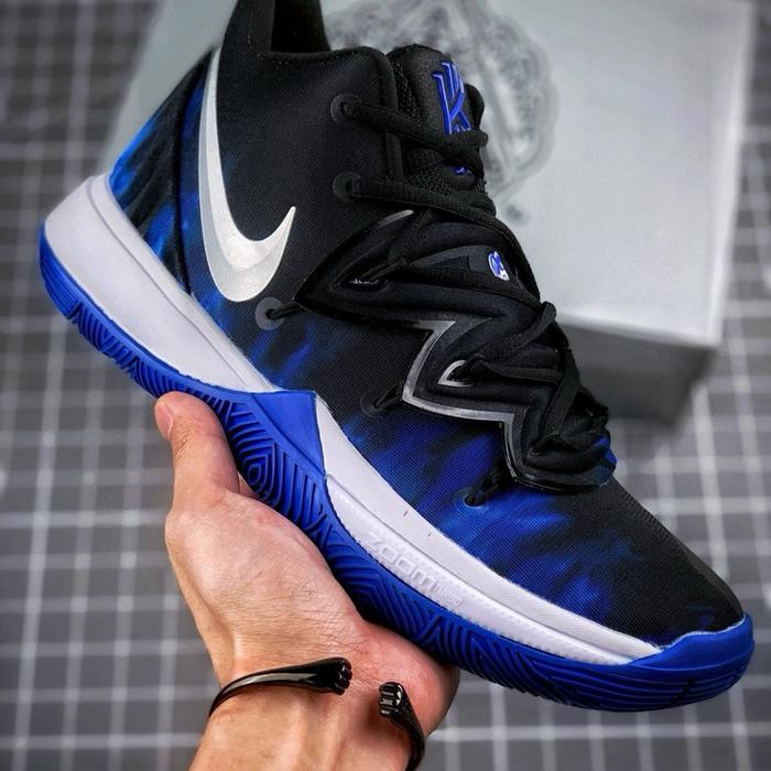 Sepatu Kyrie 5 Duke Blue Devils Black