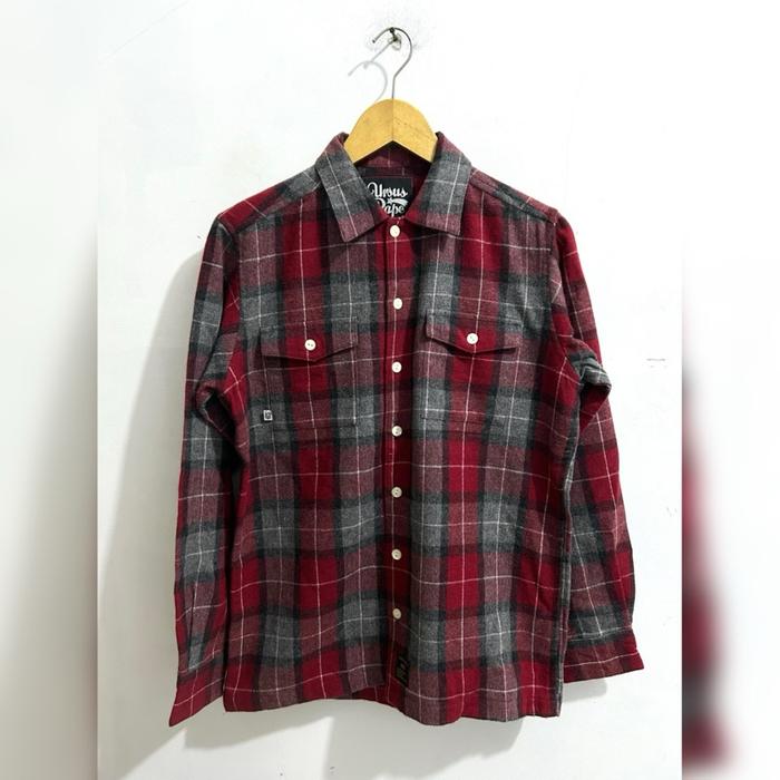 Kemeja Flanel “Ursus Bape”
