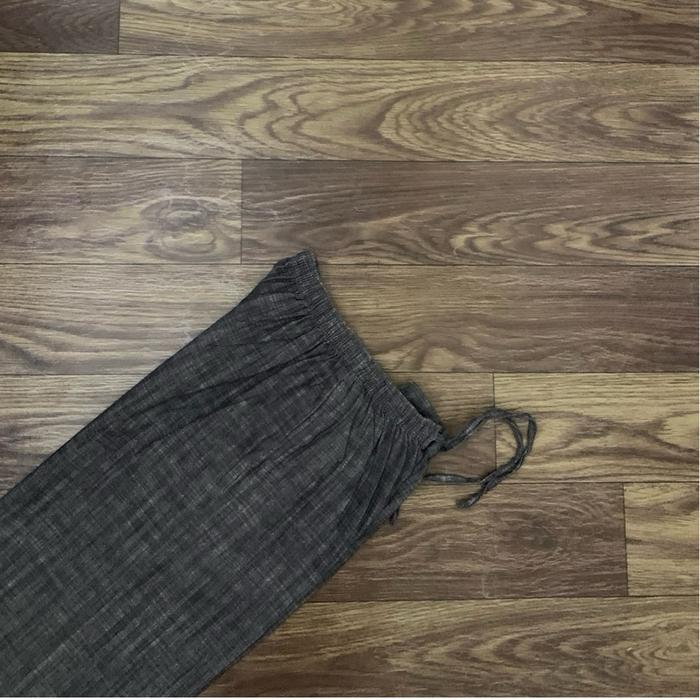 Celana Pendek UNIQLO Branded Short Casual Pants