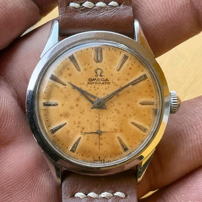 JAM KUNO ANTIK SWISS : OMEGA SUBSECOND AUTOMATIC TROPICAL DIAL ORIGINAL SEAMASTER CONSTELLATION GENE