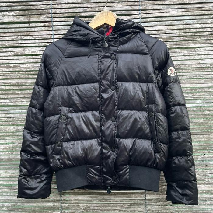 Jaket MONCL3R bulu angsa bulang winter goose down size s/xs second