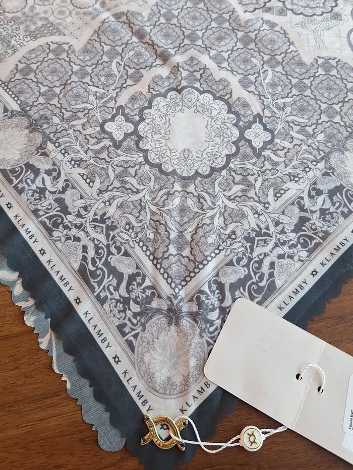 Klamby Kawuna Scarf - Steal Noir