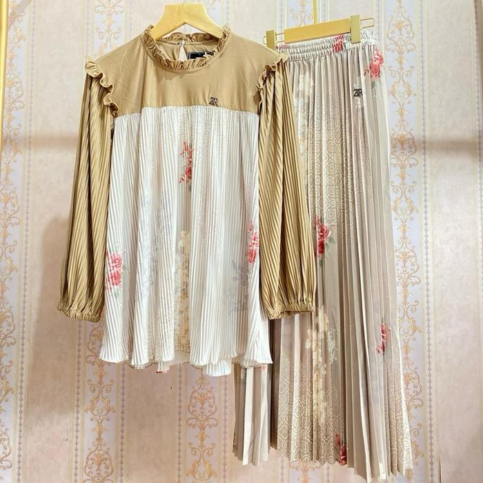 One Set Setelan Rok Plisket Bangkok Premium