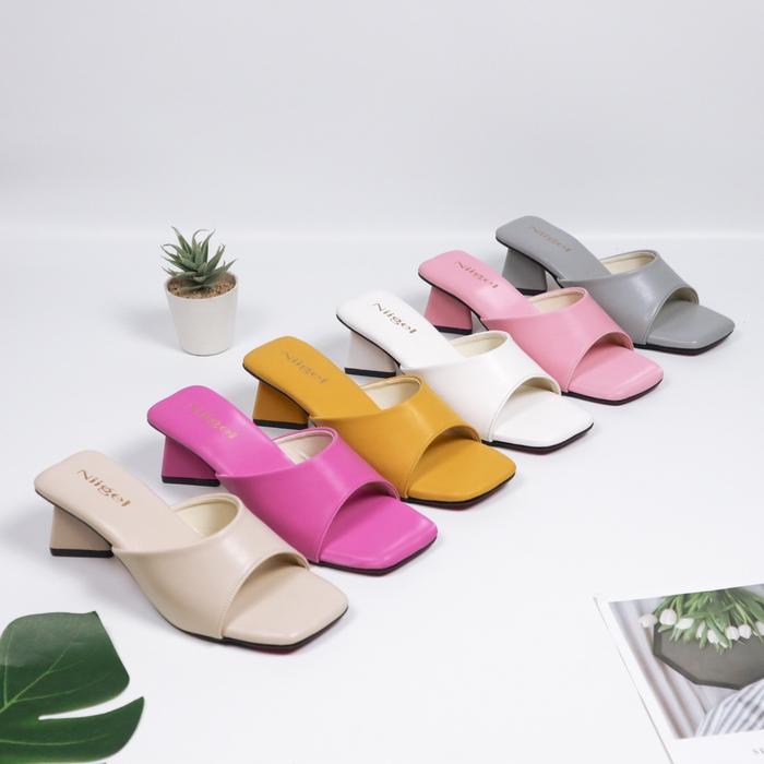 Niigel - Naomi Sandal Heels Cantik Elegan Hak 5cm Premium Tumit Segitiga Empuk Sendal High Heels Wa