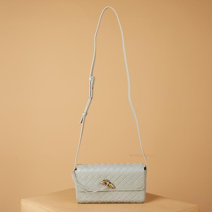 Anonymous Te A Mo Sling Bag Lambskin No Brand (Tas Kulit)