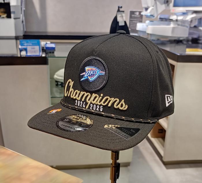 Topi New Era 9Fifty A-Frame Oklahoma City Thunder NBA Champions 2025 Snapback Cap