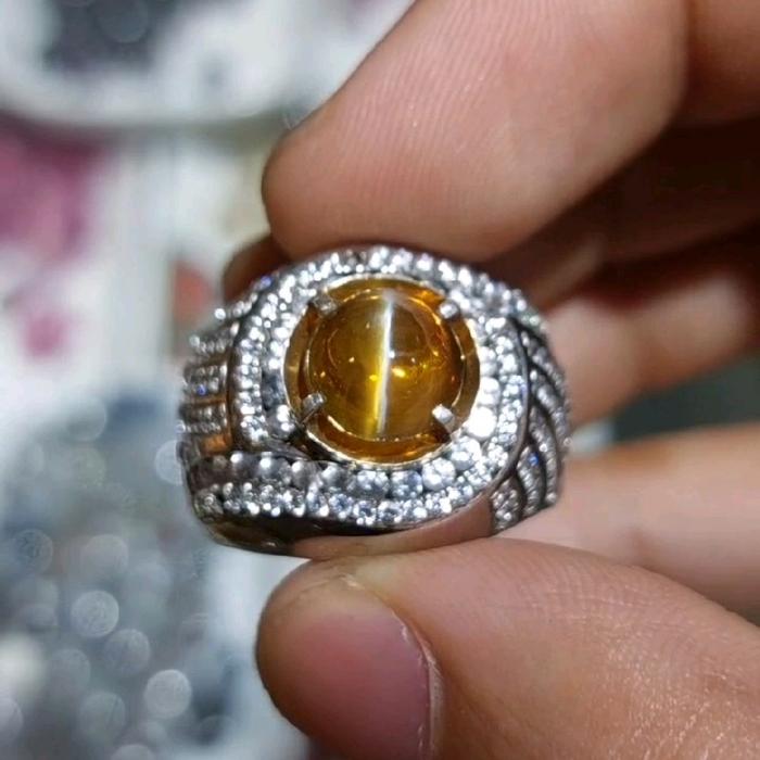 Natural Cats Eye Chrysoberyl
