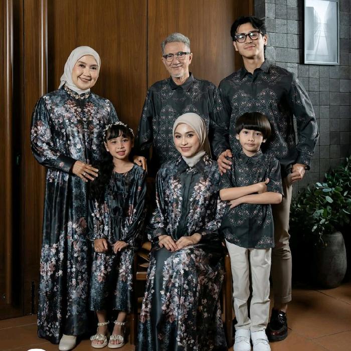 Flora Fiesta Set Black Mayoutfit | Raya Collection mayoutfit | Set Raya Collection | Baju Lebaran | 