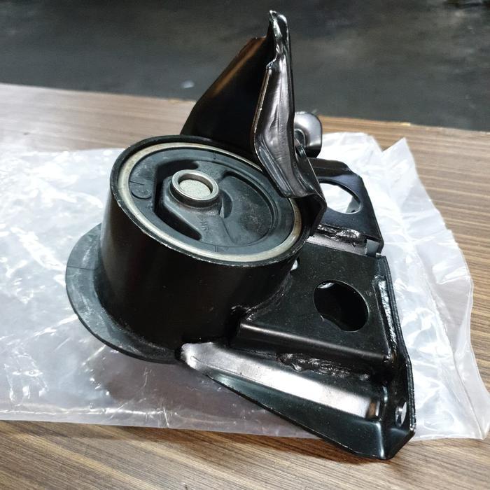 Engine mounting Serena C24 RH O1