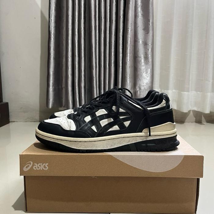 Sepatu Asics EX89 White Black