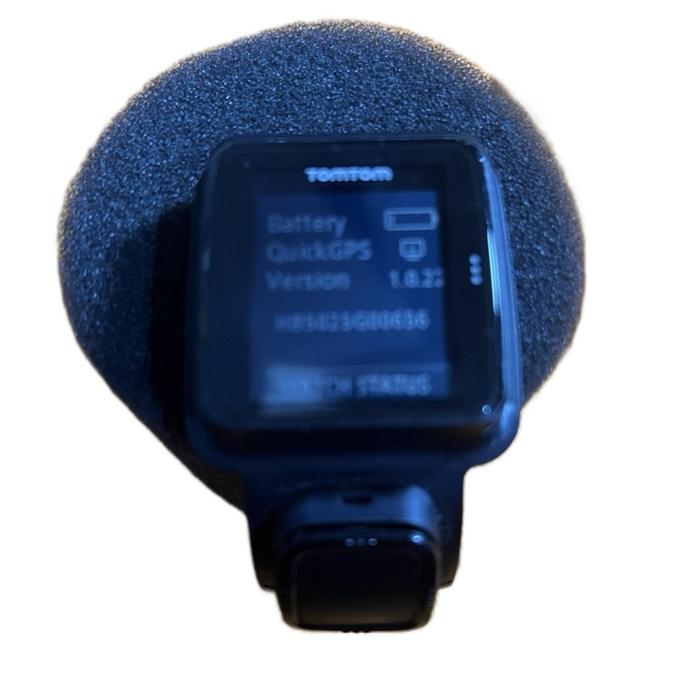 TomTom Jam Tangan GPS Tanpa Tali dengan Fitur QuickGPS dan Baterai Tahan Lama