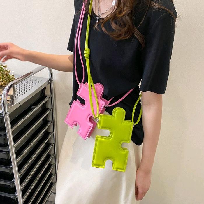 (0017) Tas selempang bahu handphone hp model puzzle unik lucu tas hp panjang tali bisa perpanjang pe