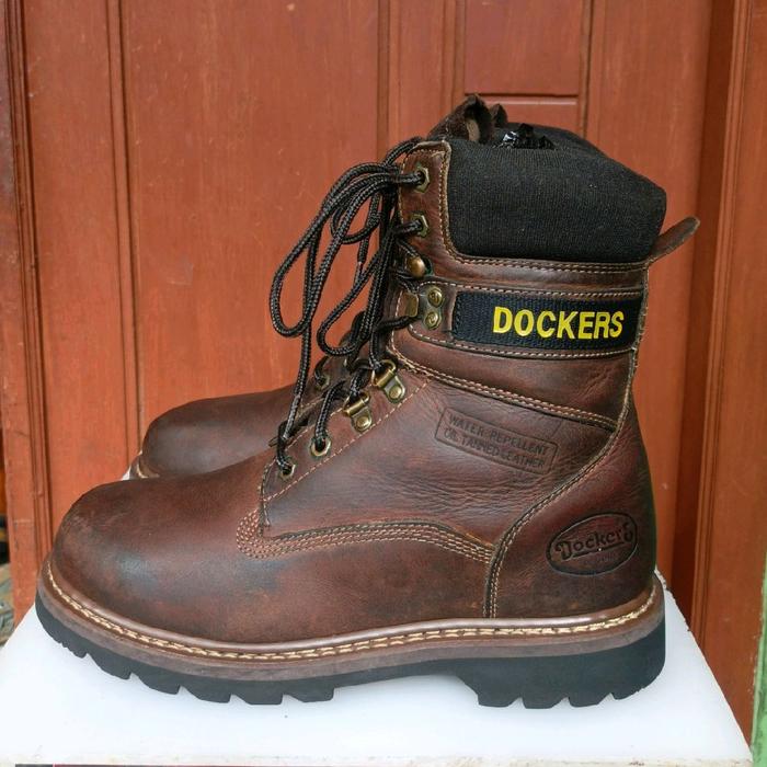 sepatu boots  dockers high 42/27