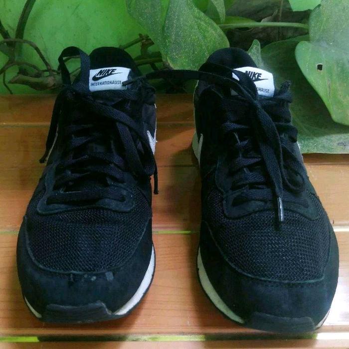 Sepatu Sneaker pria Nike Internationalist no.42