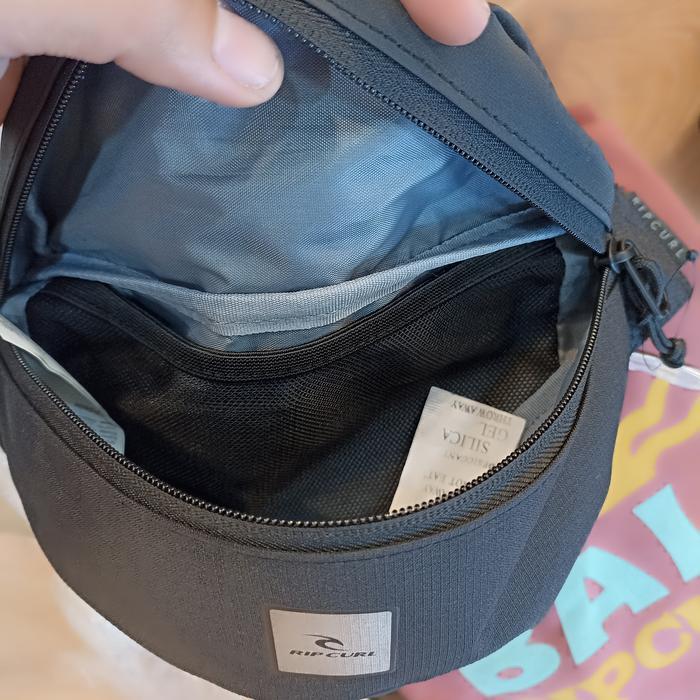 TERBATAS Tas Selempang Pria Rip Curl Original Waist Bag Small Midnight