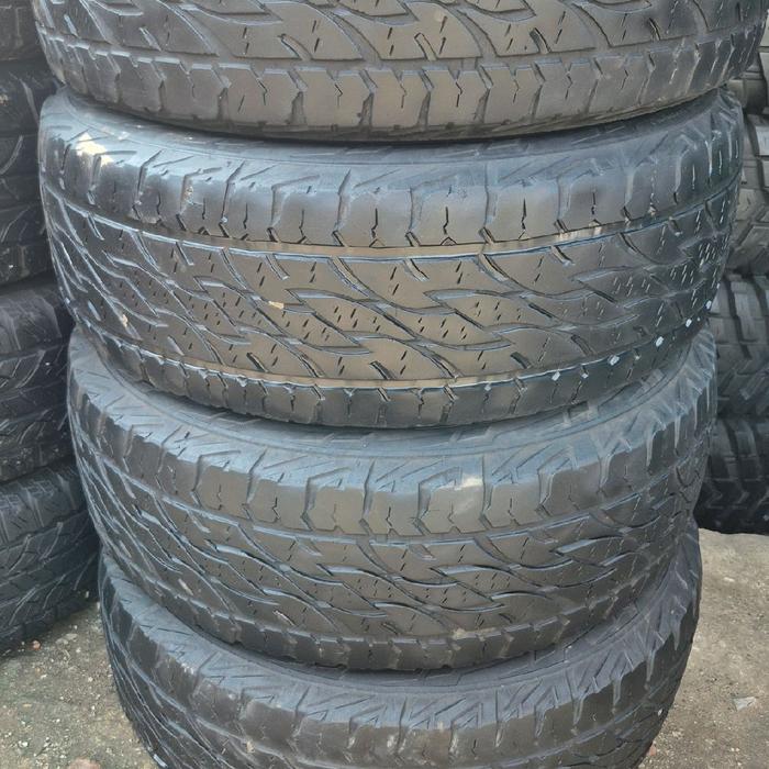 Bridgestone Ban Copotan Duller AT 265/65 R17 Ketebalan 75% Harga Tertera untuk 1pcs Kualitas Terjami