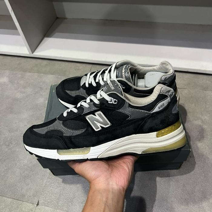 NB 992 Black White #M2000