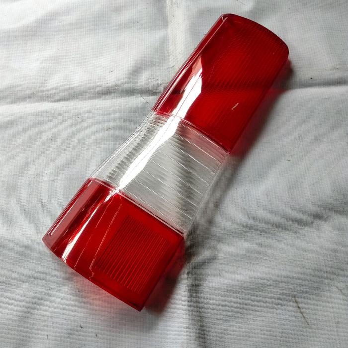 Mika Lampu Stop / Mika Lampu Sein Belakang GranMax Minibus Kiri (LH)