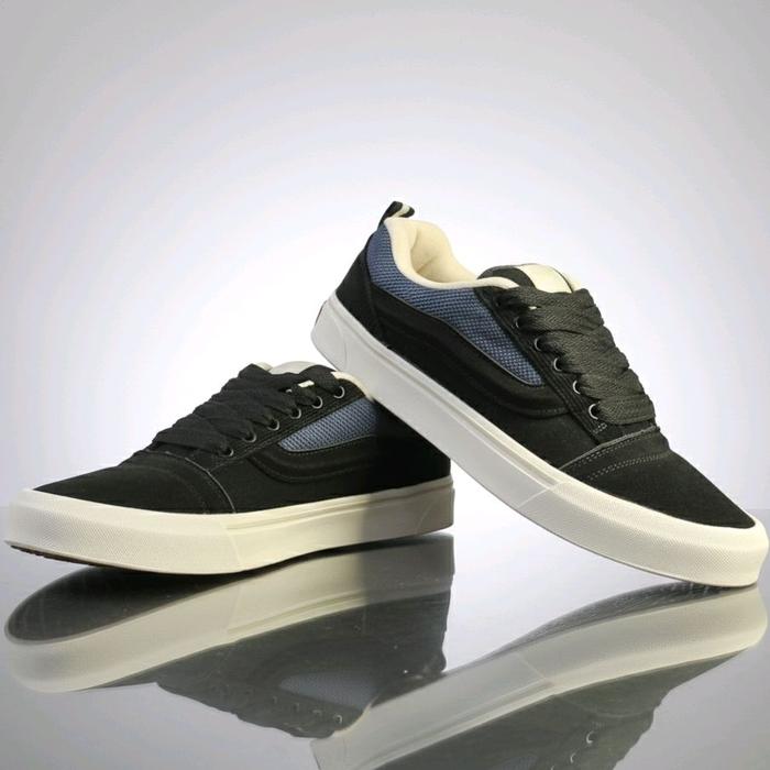 Sepatu Sneakers Vans Knu Skool (Golden Size 45)