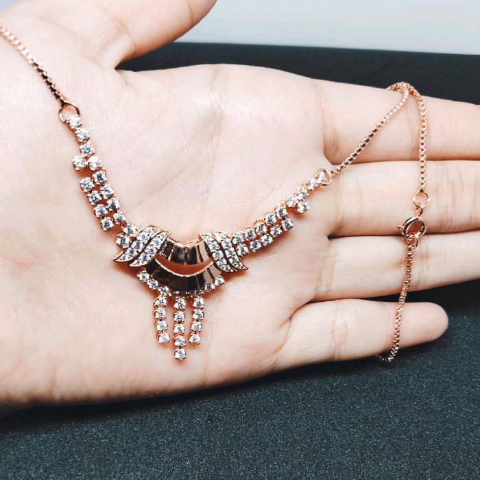 Kalung replika berlian tura