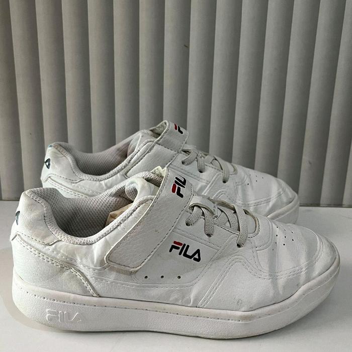 Sepatu Anak Second Original Fila Full White Size 33½/21cm