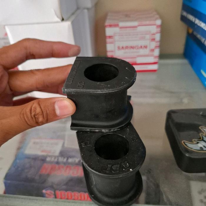 karet roti merek RBI mobil inova hilux