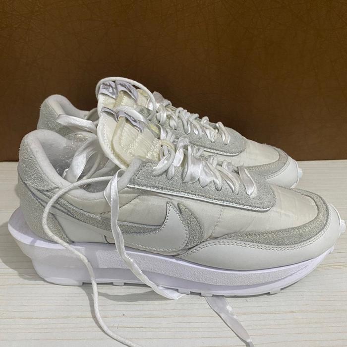 Sepatu Sneakers Second-PRELOVED Nike LD Waffle Sacai BV0073-101 White Nylon Size UK 7.5 / 42