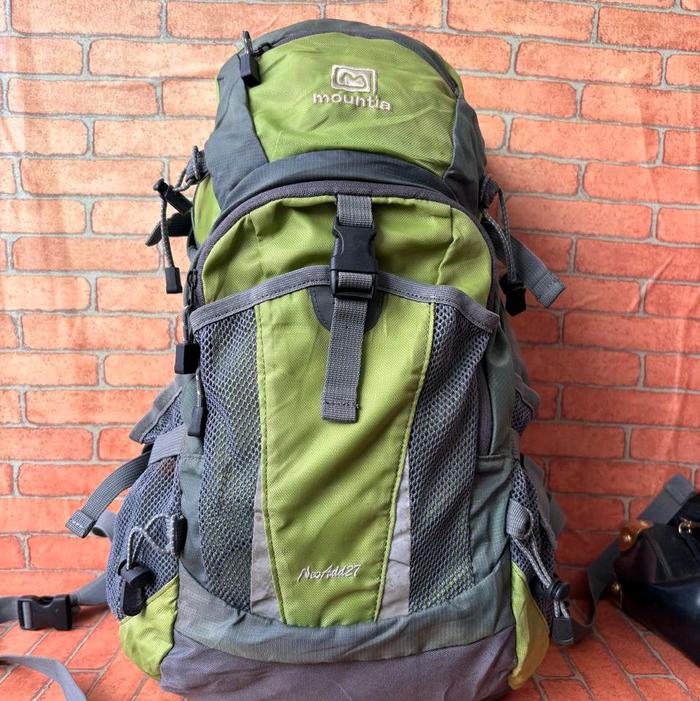 Tas rNasel Outdoor Mountia Brand Second 1mp0rt Ransel Hiking camping 27 Liter original