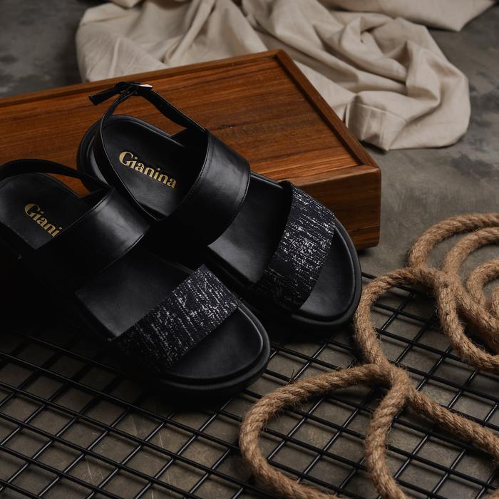 Gianina-Zera Platform Sandals
