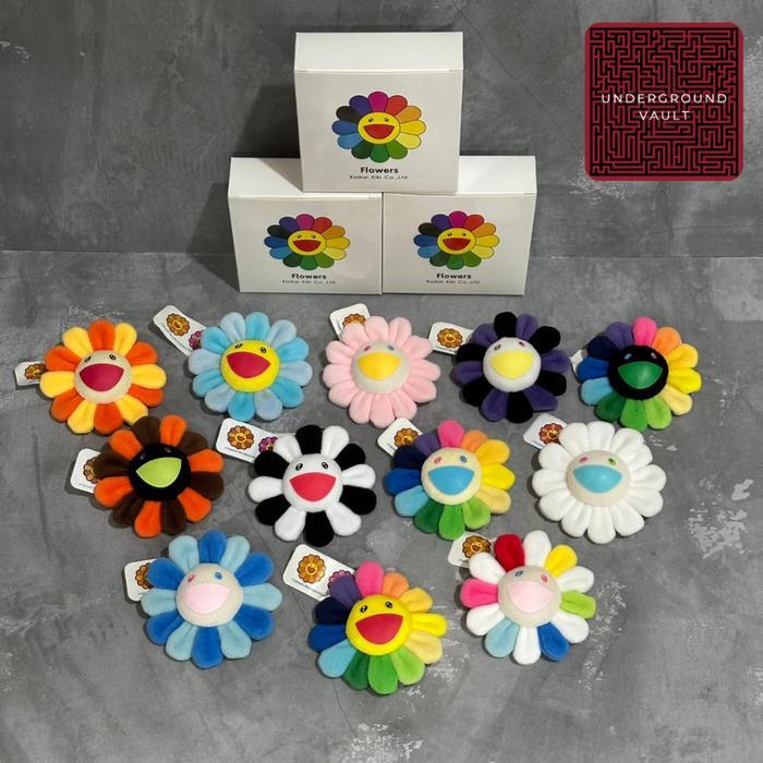 Takashi Murakami Flower Pin Kaikai Kiki Brooch Keychain Pin Gantungan Kunci Pin Bros Tas Rumah Bunga