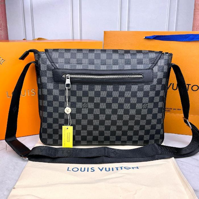 TAS SLEMPANG PRIA LV2212 BRANDED MIROR