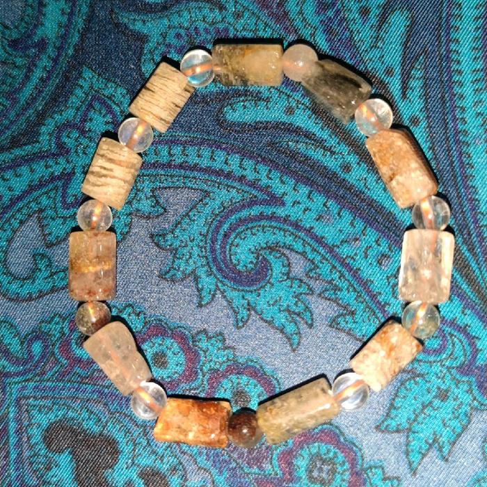 Gelang Thousand Layer Garden Natural Stone