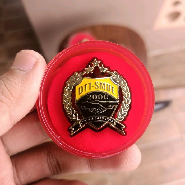pin angkatan Bintara DTT SMDE 2000